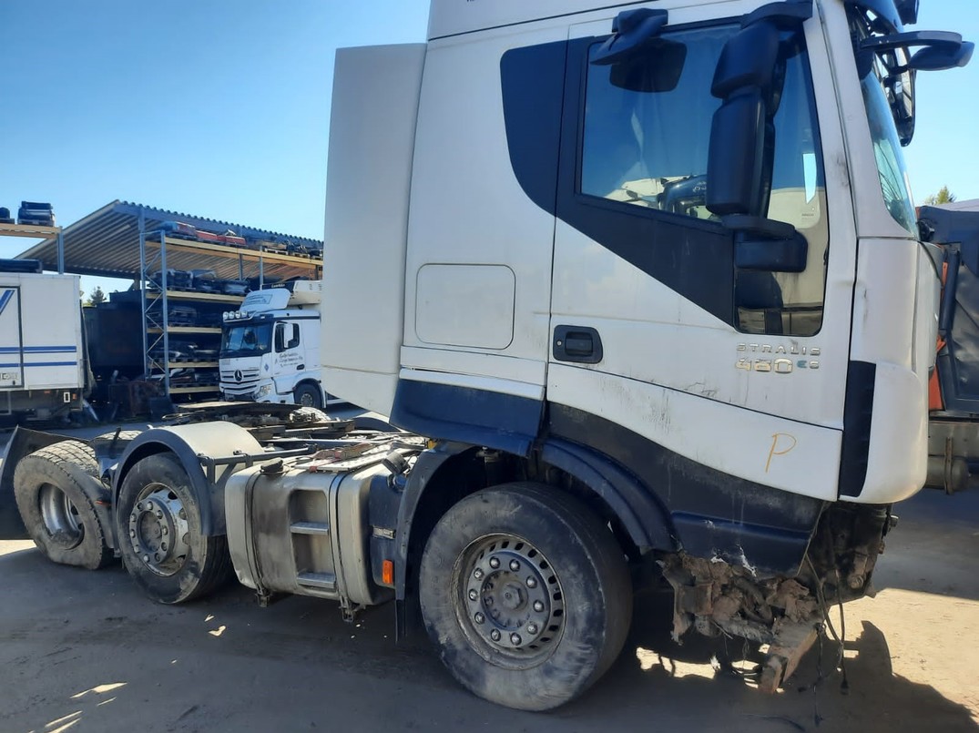 Iveco AS440STX/P image