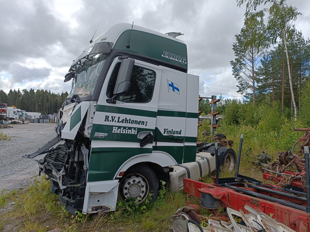 MB Actros 1848 kuva