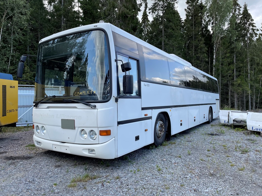 Complete Volvo B9R bus image
