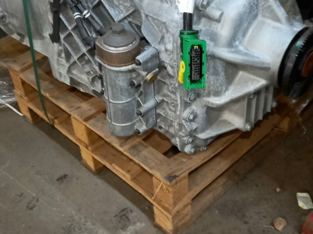 Volvo AT2612F Gearbox image