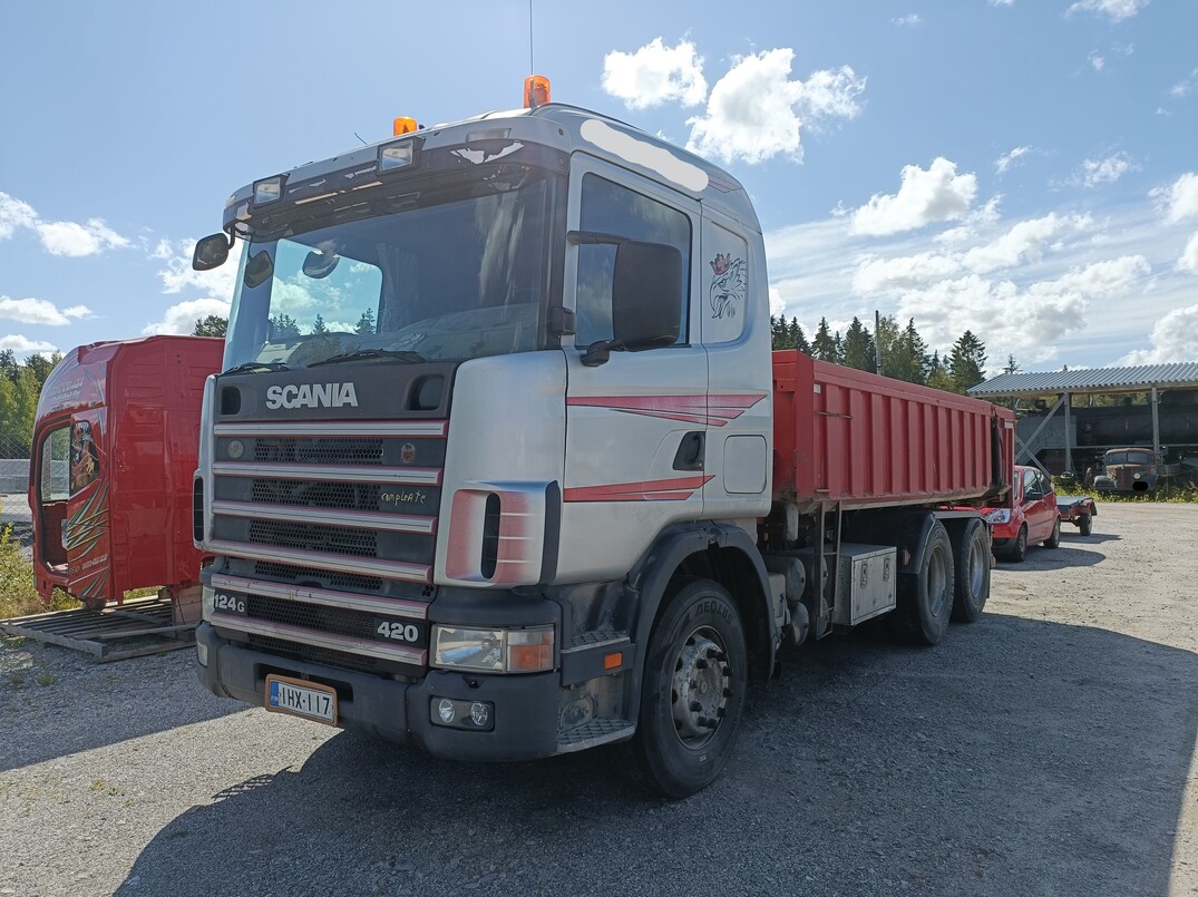 Scania R 124 image