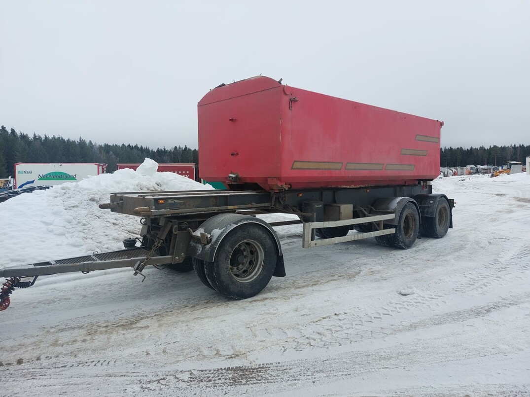 Trailer, 3 axles image