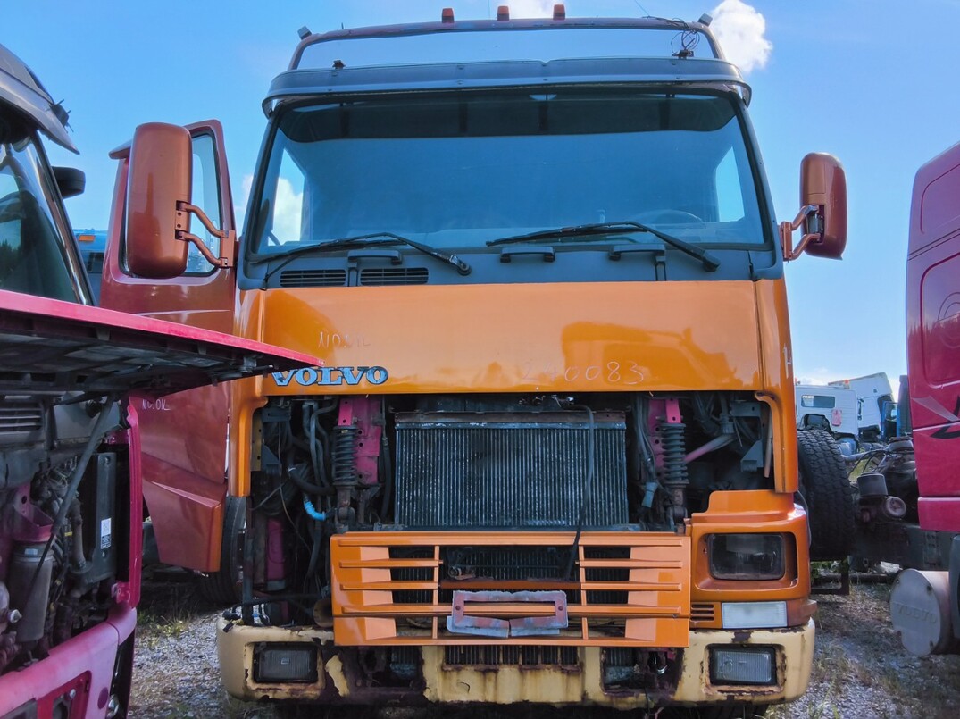 Volvo FH16 62R image