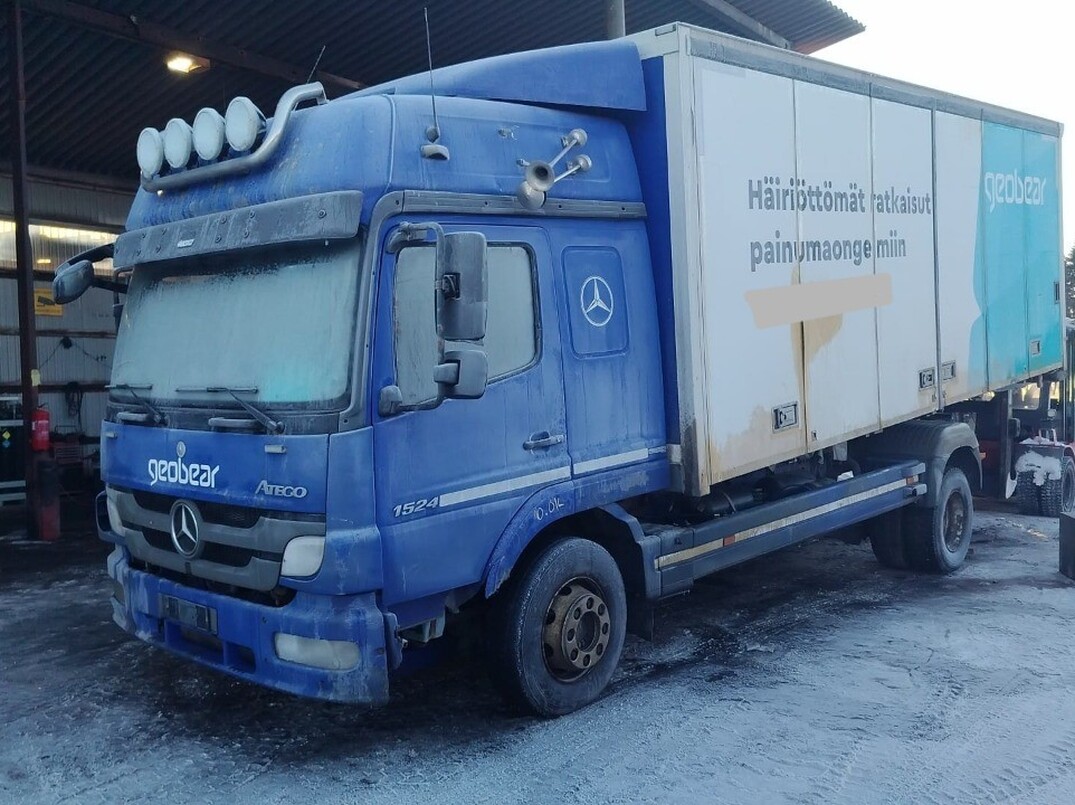 Mercedes-Benz Atego image