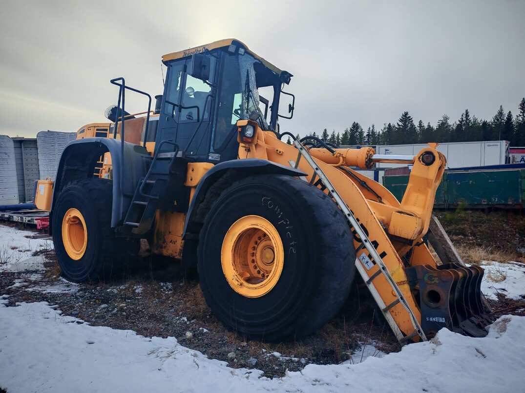 Hyundai HL770-9 image