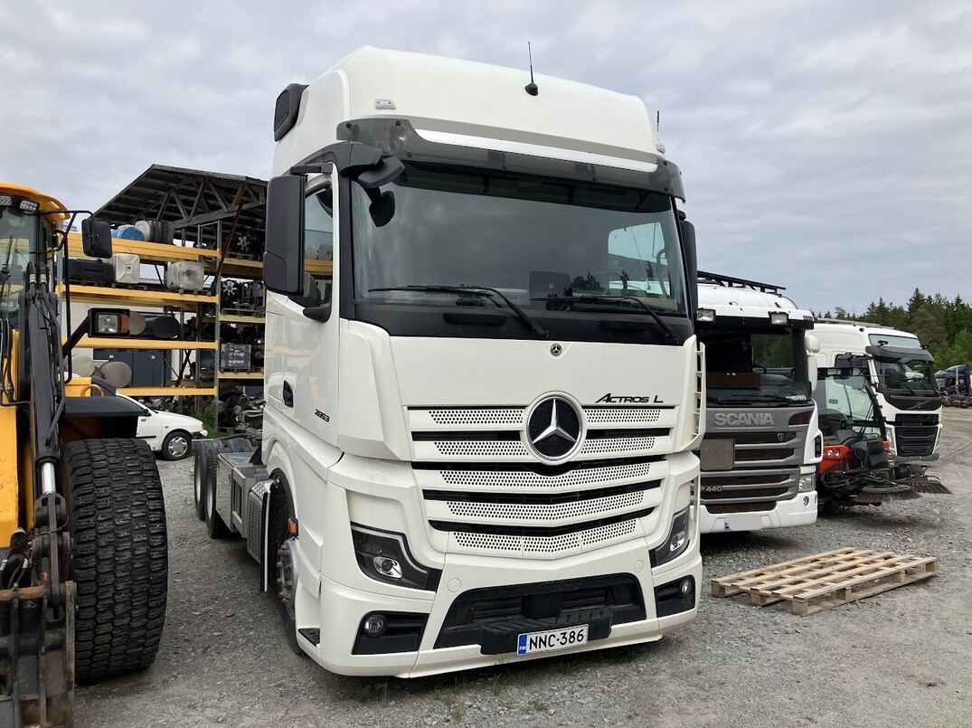 Mercedes-Benz Actros kuva