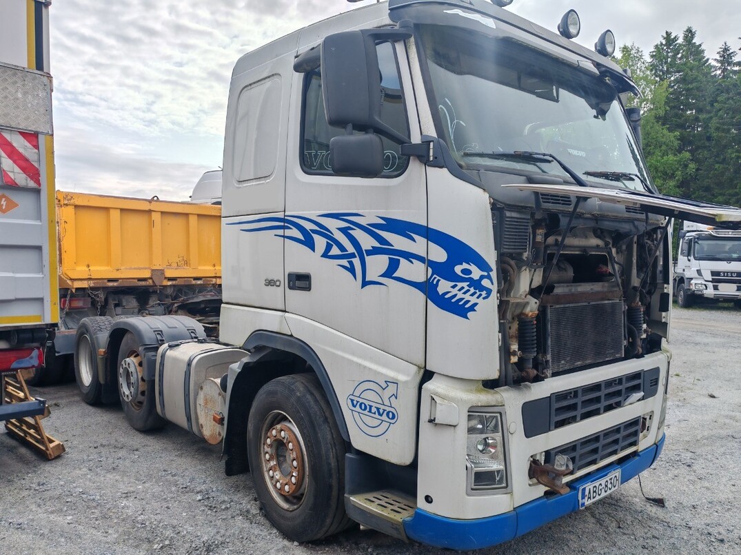 Volvo FH12 image