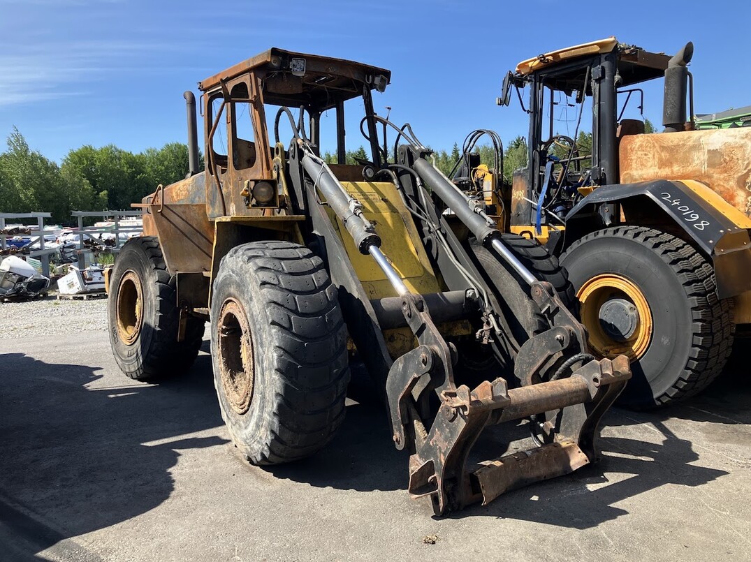 Volvo BM 4400 image