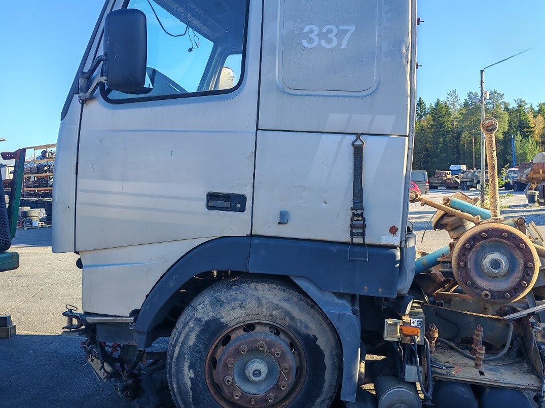 Volvo FH12 image