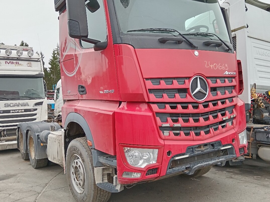 Mercedes-Benz Arocs kuva