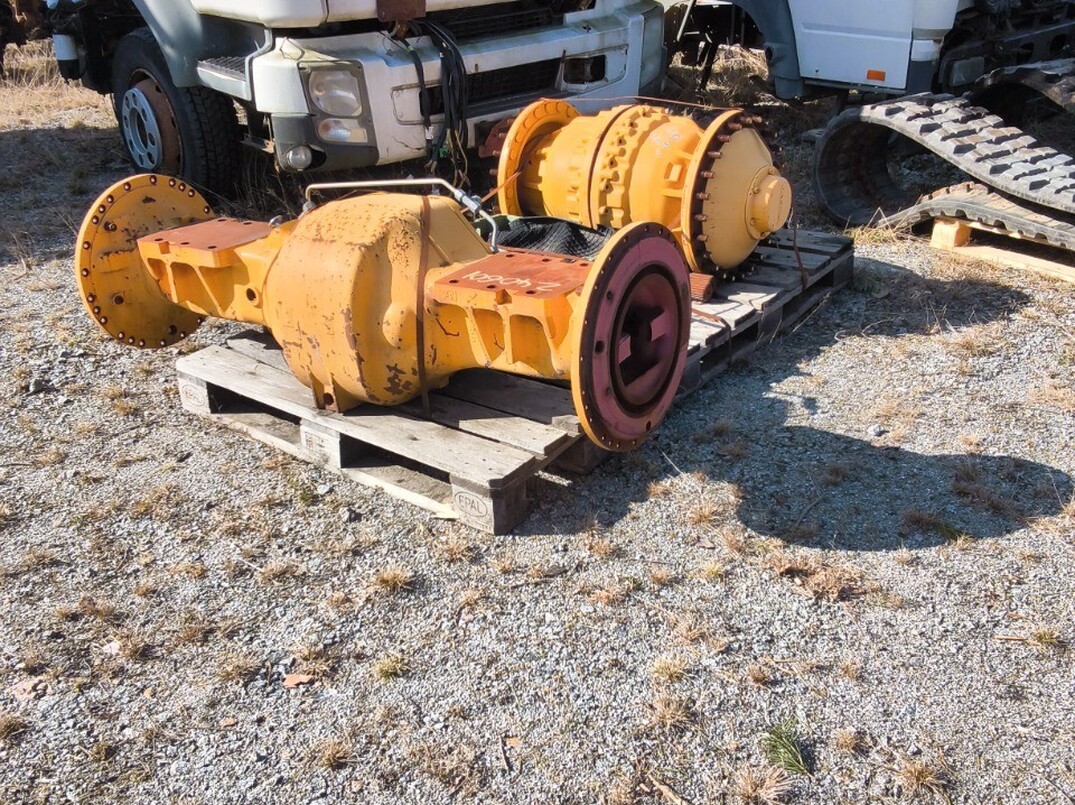 Volvo L150-L180 E-F Perä image