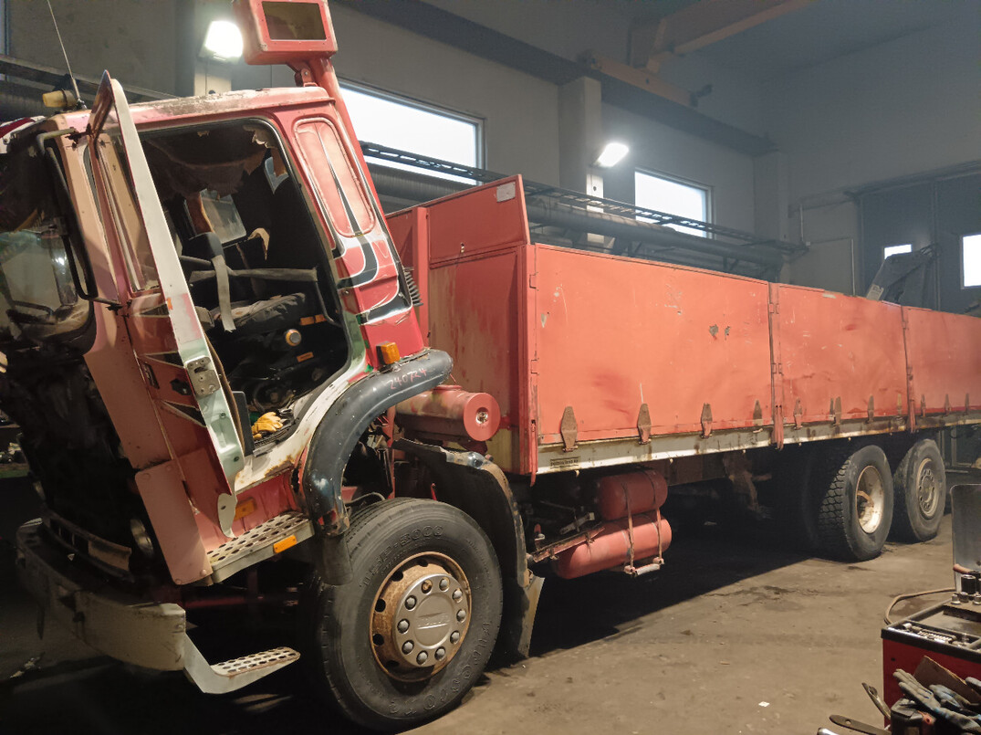 Volvo F7 image