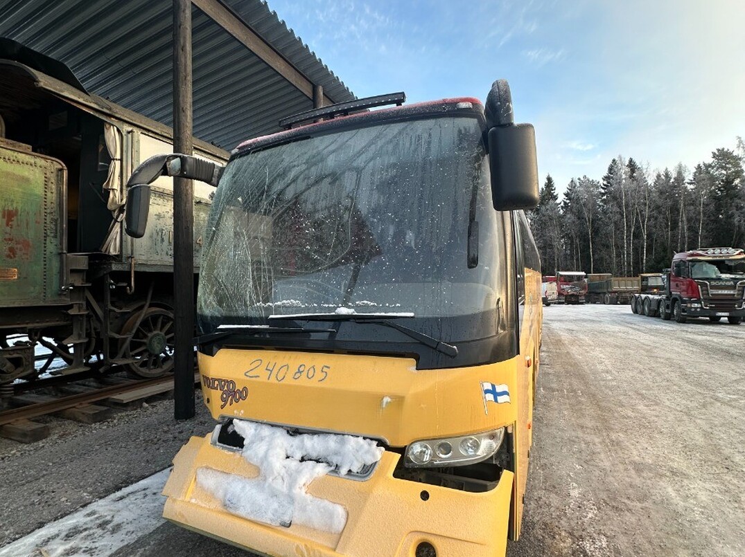 Volvo B12M image