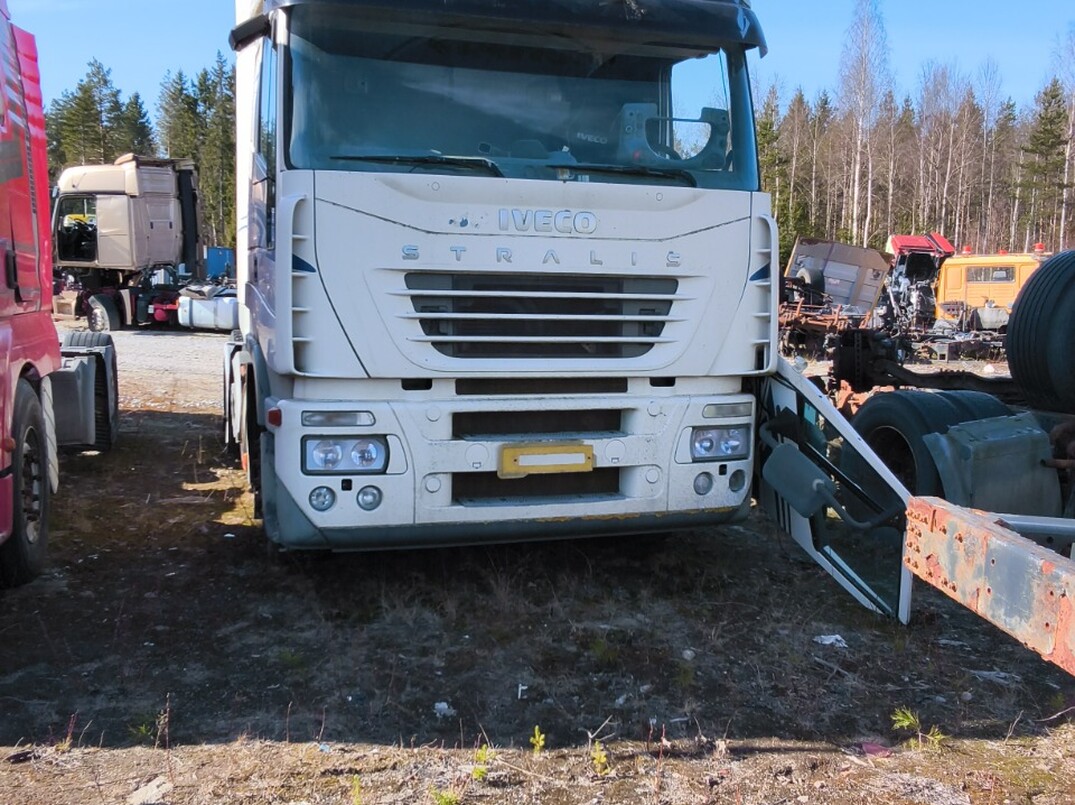 Iveco Stralis image