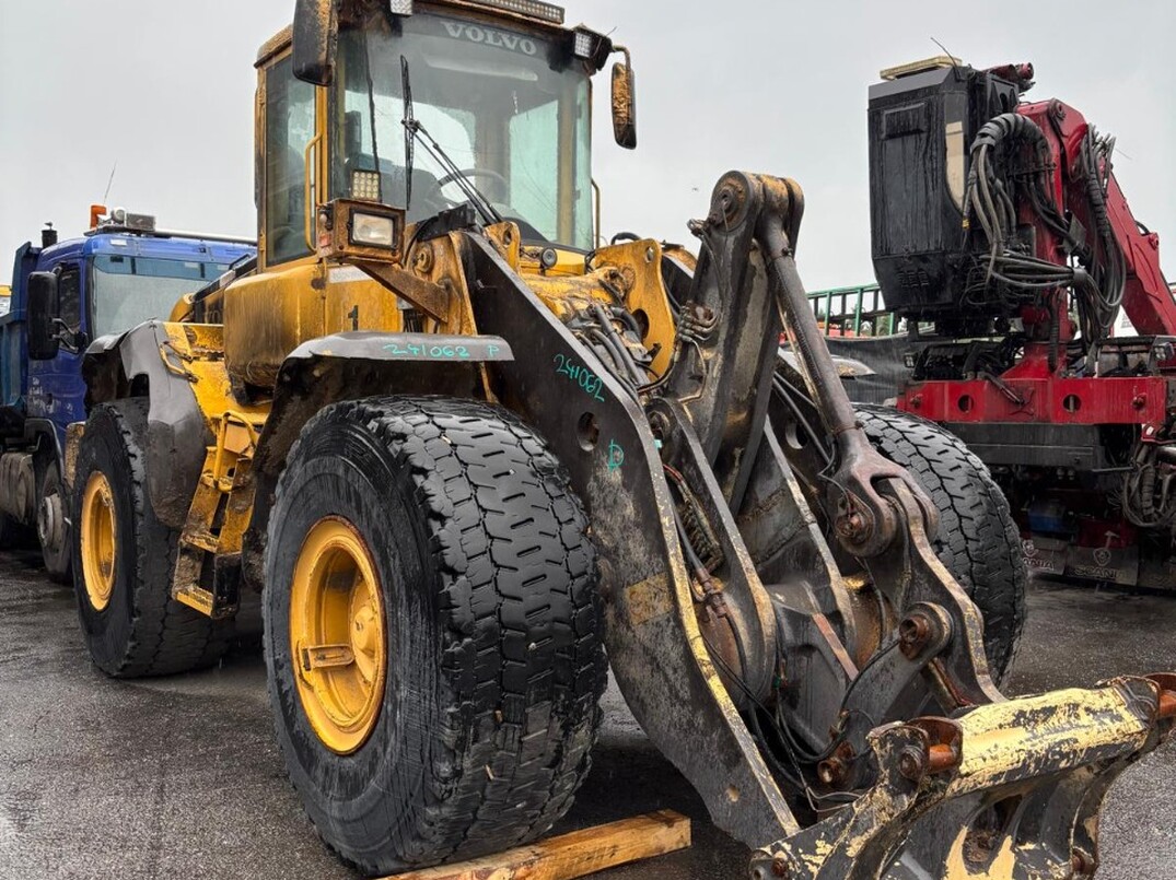 Volvo L 120 E kuva