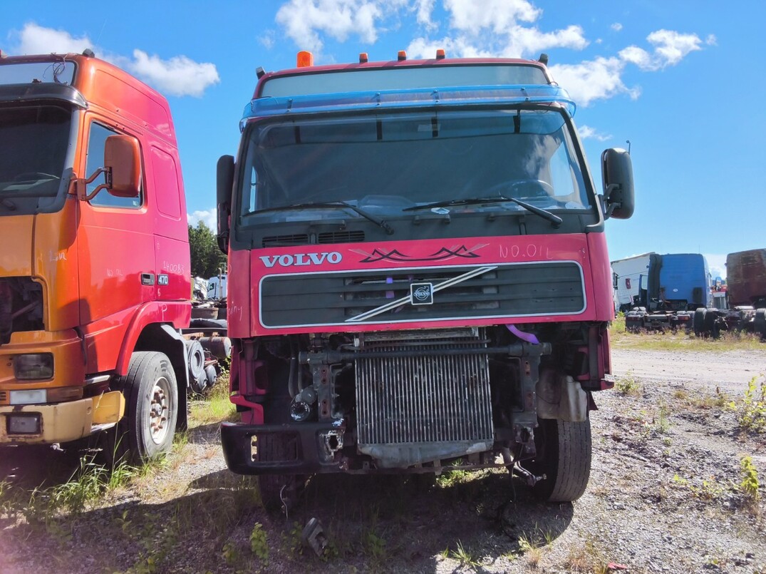 VOLVO FL7 image